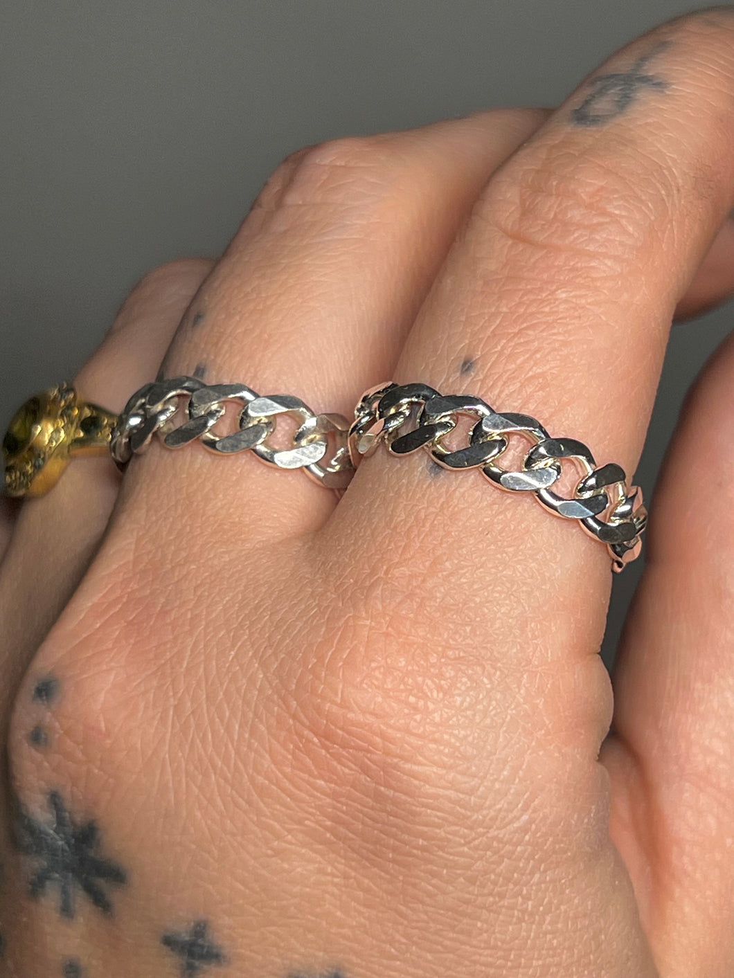 Sterling silver chain ring | 11